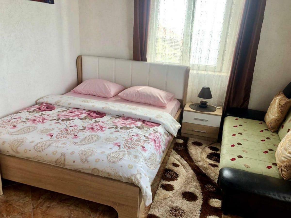 Apartments Zuto Ulcinj Exterior foto